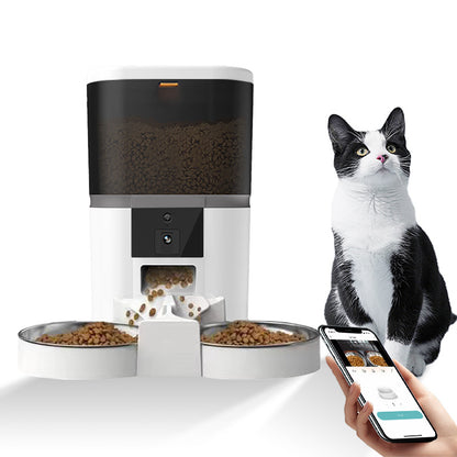 HD Camera Smart Pet Feeder White in use